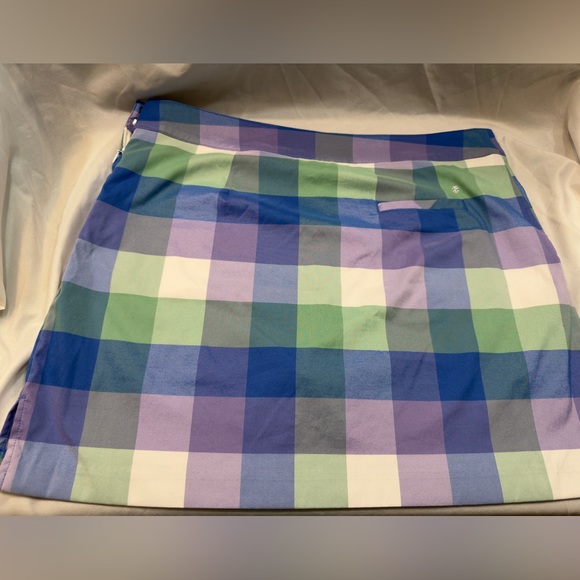 Izod Golf Plaid A-Line Skirt in Blue Green and Purple with Shorts Insert - Picture 5 of 6